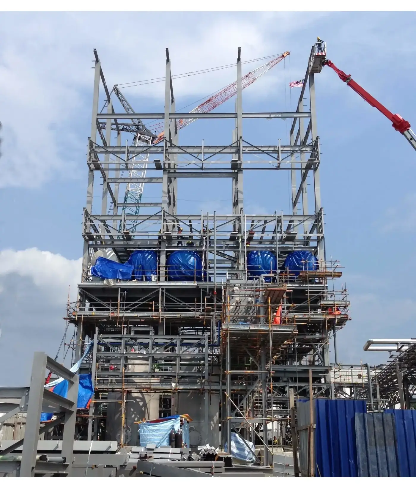 Progettazione realizzazione struttura in acciaio per impianto di esterificazione