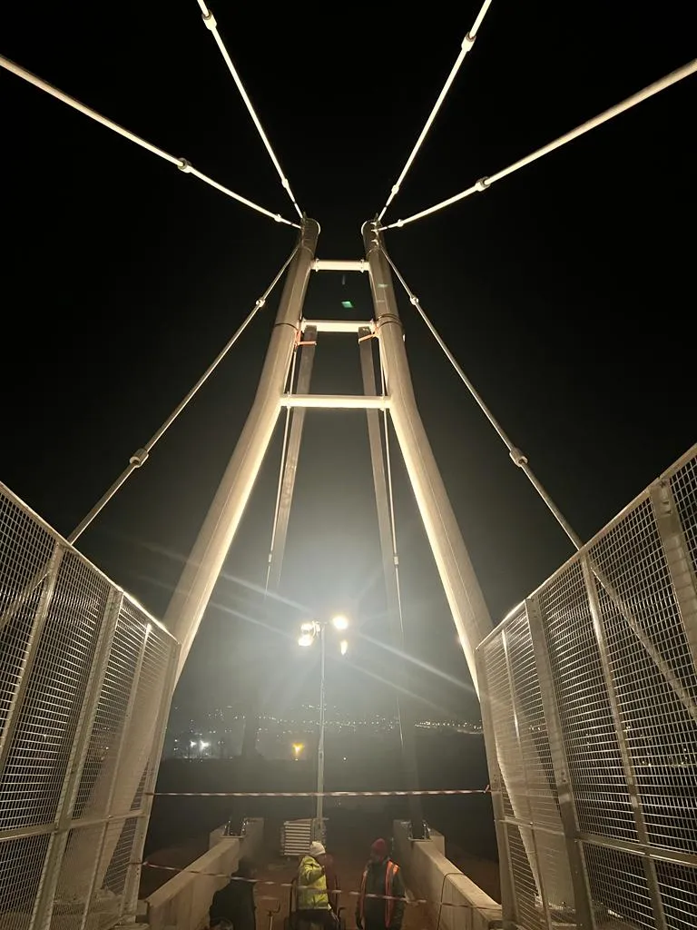 Progettazione di passerelle in acciaio, ferro, carpenteria metallica ciclopedonali, pedonali, carrabili e per mezzi pesanti | Mangili & Associati Spa